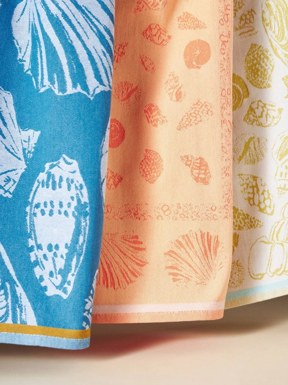 New🌟Anthropologie-Under The Sea Dish Towels, Set of 3